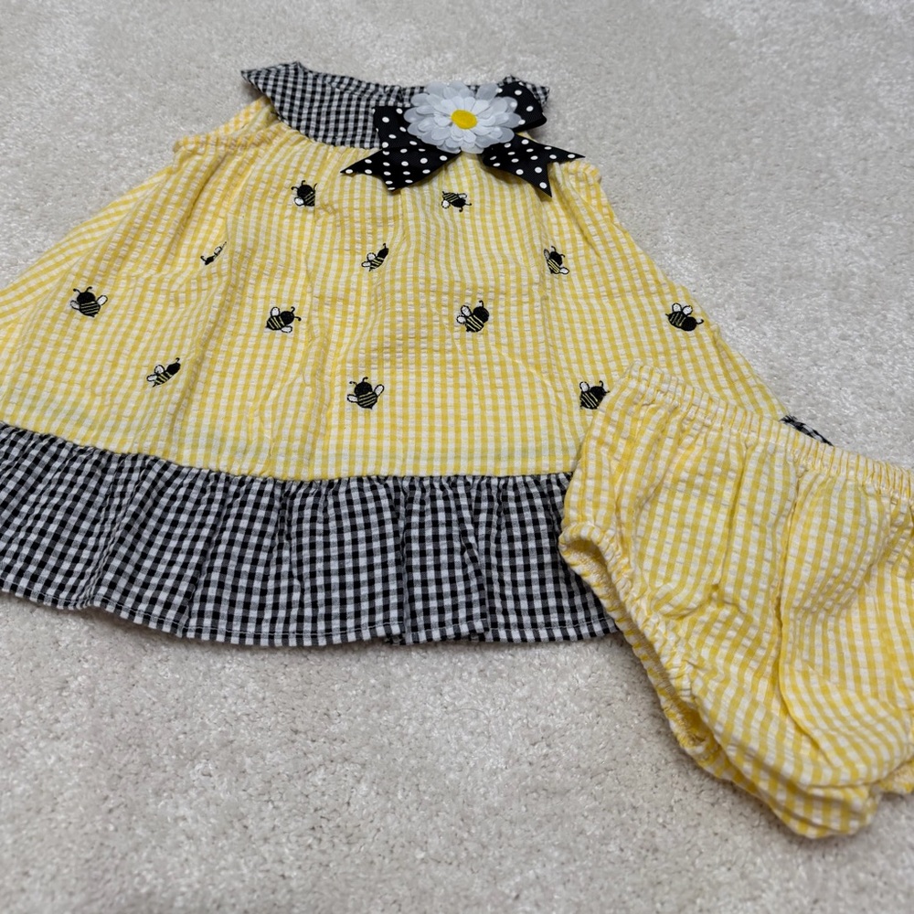 Blueberries Boulevard Yellow and Black Seersucker Bumblebee Dress sz 3-6 months